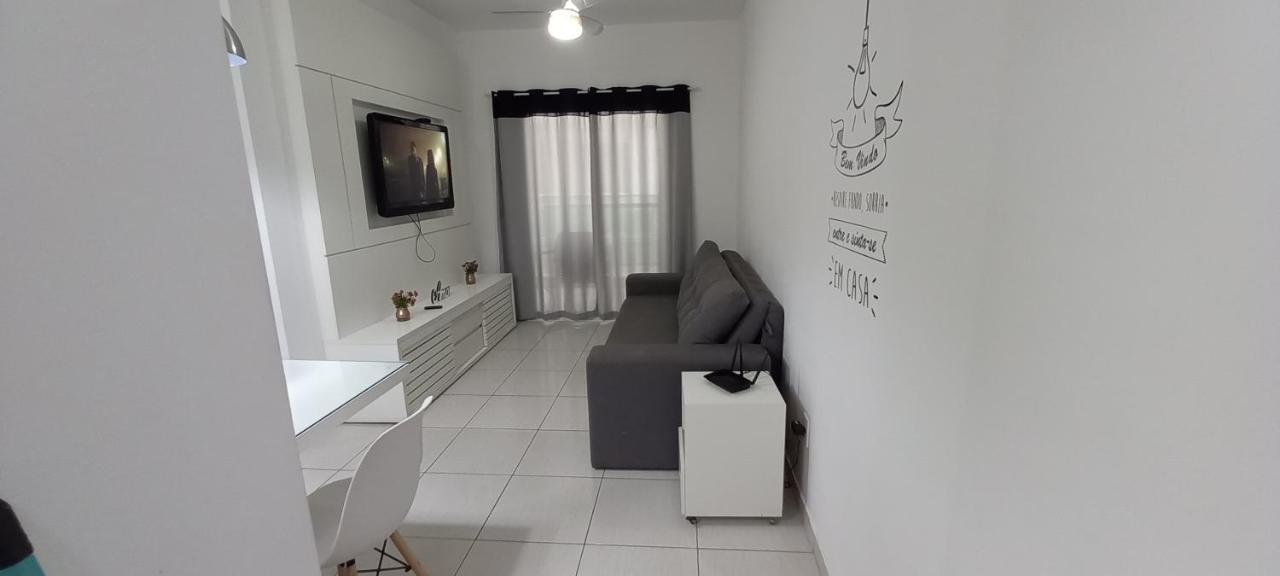 Grande: Conforto E Wi-fi Na Orla De Apartamento Ubatuba