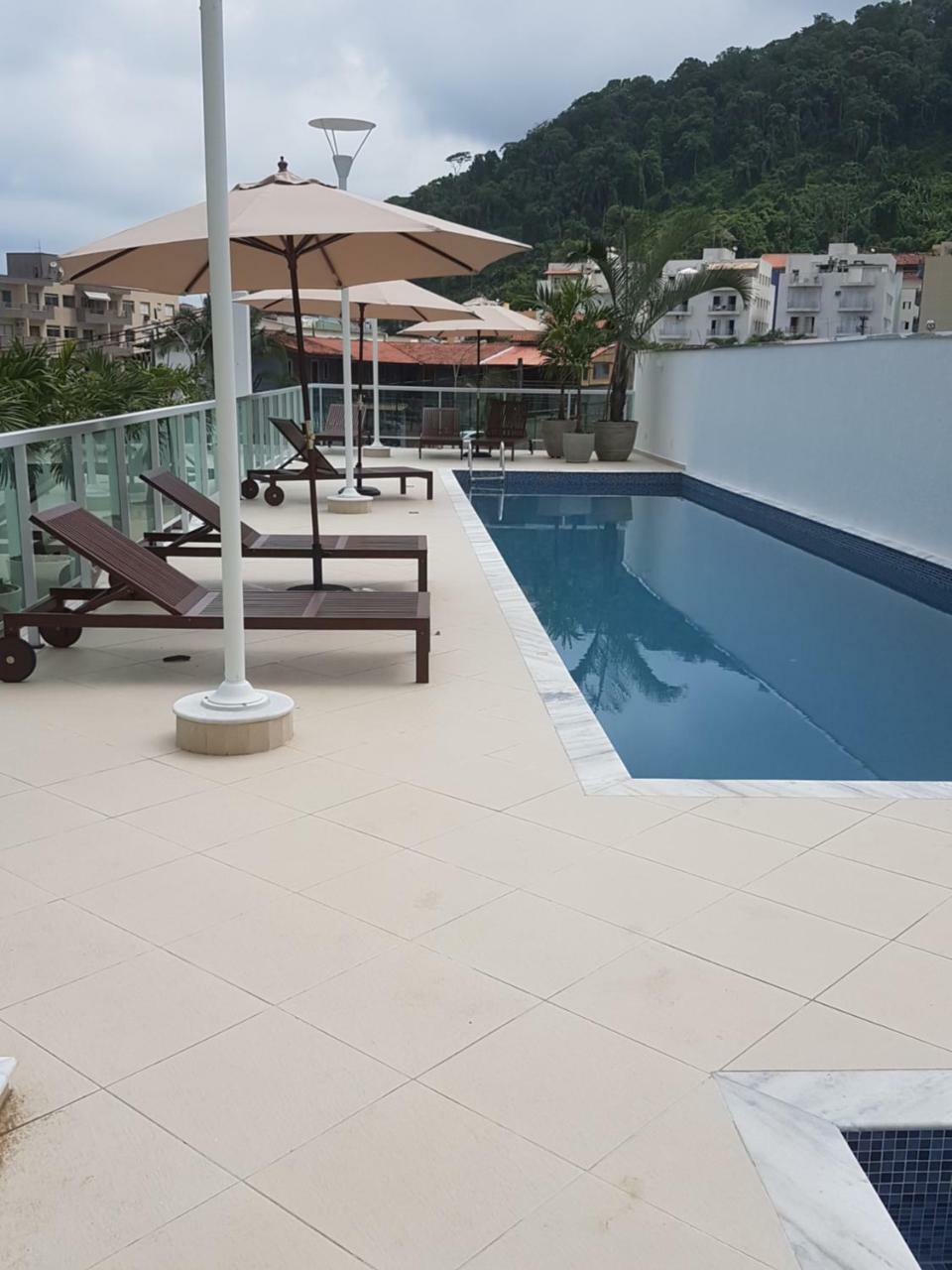 Apartamento Grande: Conforto E Wi-fi Na Orla De Ubatuba